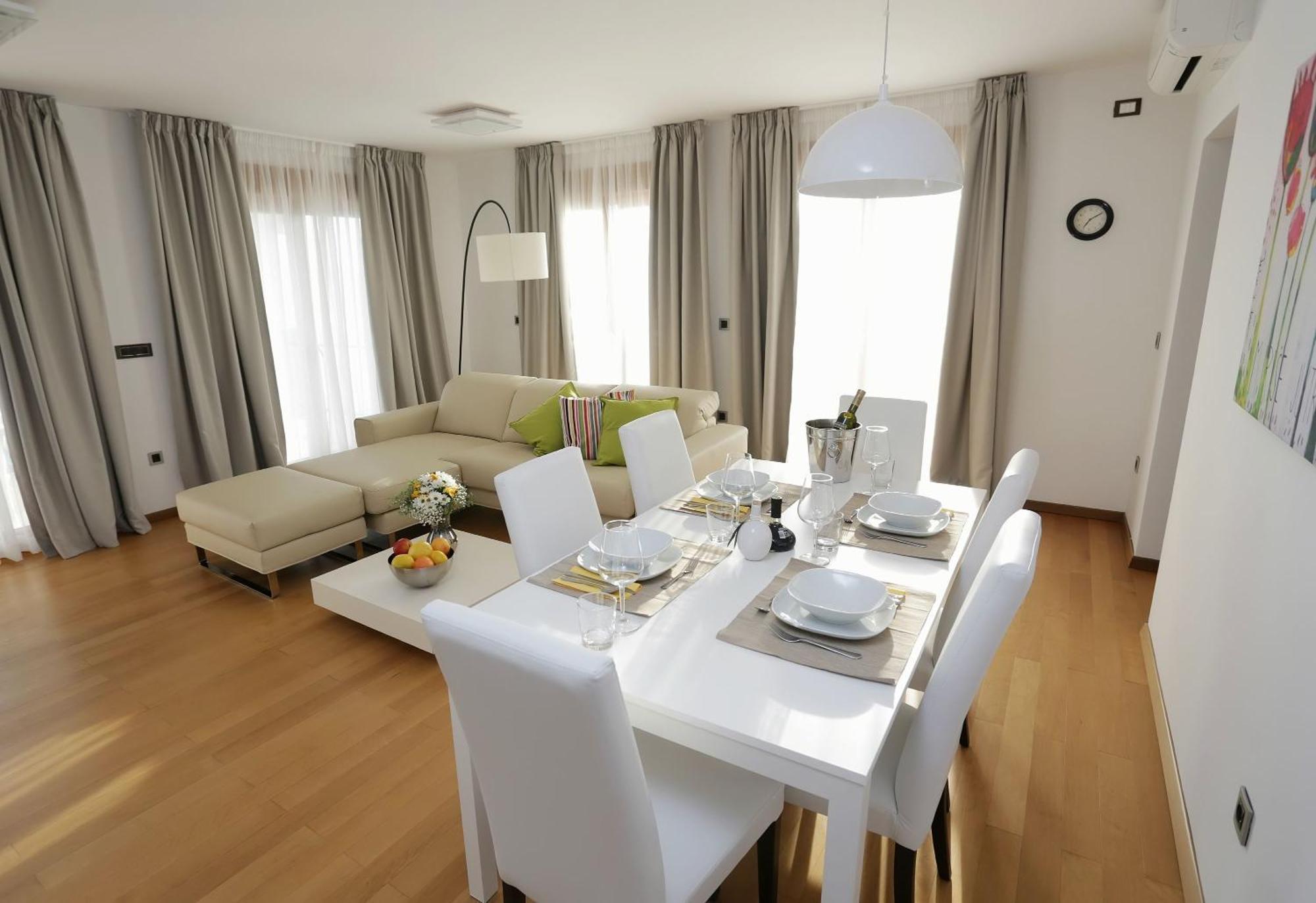 Apartments Poville Residence Povile Rom bilde